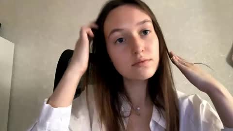 Snapshot of giovannatimm chatting on April 17, 1:19 am Melisa online show from April 17, 1:19 am