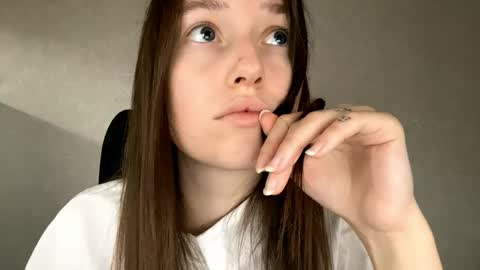 Snapshot of giovannatimm chatting on April 24, 1:19 am Melisa online show from April 24, 1:19 am