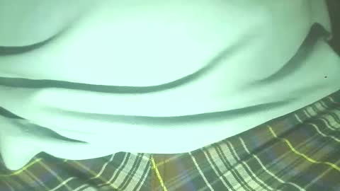 Snapshot of giovannyca chatting on October 25, 8:33 am GuidoGiovan online show from October 25, 8:33 am