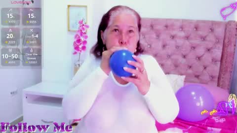 Snapshot of girl_amada chatting on May 14, 3:19 pm Girl Amada online show from May 14, 3:19 pm