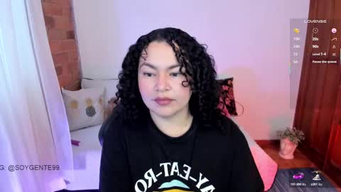 girl_inline online show from March 8, 10:45 pm