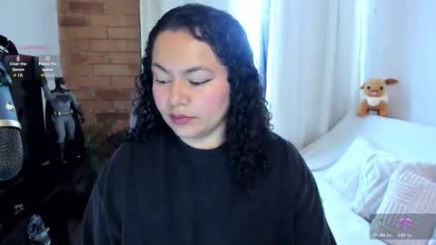 girl_inline online show from February 15, 10:06 pm