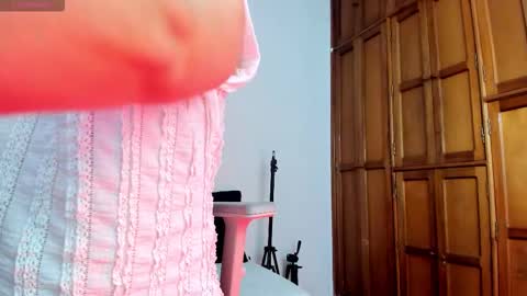 girl_inline online show from March 14, 3:56 am