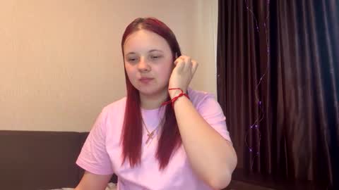 Snapshot of girl_shy07 chatting on May 31, 4:25 pm girl_shy07 online show from May 31, 4:25 pm
