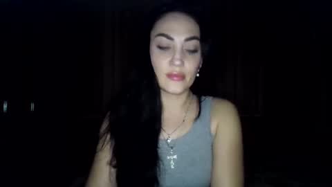 girl_shy95 online show from January 6, 5:38 pm