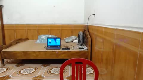 Snapshot of girlbaee chatting on September 18, 1:51 am Babe online show from September 18, 1:51 am