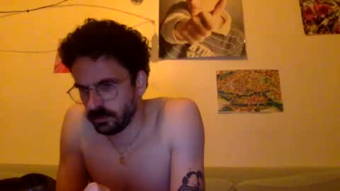Snapshot of girldontcrybitch chatting on May 11, 1:55 am girldontcrybitch online show from May 11, 1:55 am