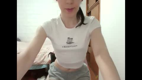 girllytrans online show from November 11, 3:45 pm