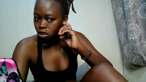 Snapshot of girlnextdoor60 chatting on July 15, 1:55 am Sexy online show from July 15, 1:55 am