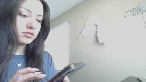 Jasmine online show from February 23, 7:55 pm