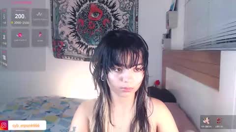 Snapshot of girlredkush chatting on February 24, 8:34 am Ann online show from February 24, 8:34 am
