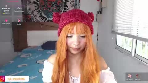 Snapshot of girlredkush chatting on June 18, 6:45 pm Ann online show from June 18, 6:45 pm