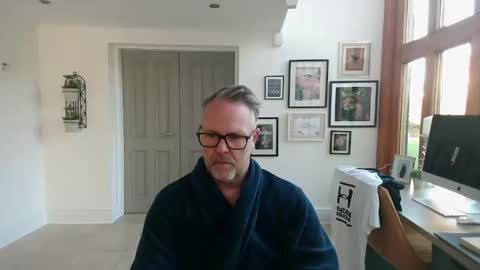 girlsandbikes online show from September 22, 7:54 am