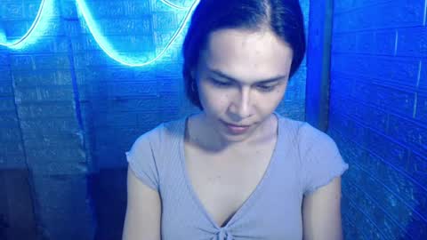 Snapshot of girlsweet_enise69xxx chatting on July 15, 10:04 pm Mynameisenise online show from July 15, 10:04 pm