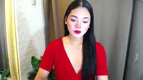 Snapshot of girlsweet_preciousxoxo chatting on February 22, 4:46 am Precious online show from February 22, 4:46 am