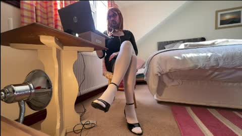 girlyfetish online show from March 30, 3:57 pm