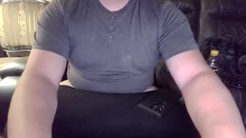 Snapshot of girthysausage904344 chatting on January 11, 6:14 am GirthySausage online show from January 11, 6:14 am