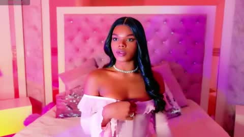 gisela_valencia online show from March 15, 5:24 am