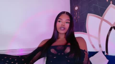 gisela_valencia online show from June 14, 5:53 am