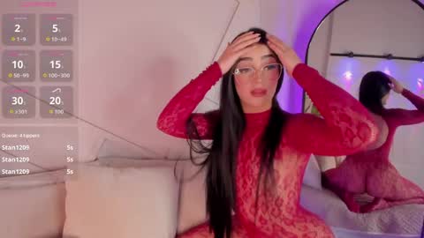 GisellePalmer  online show from May 12, 7:00 pm