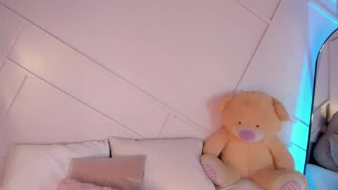 GisellePalmer  online show from May 17, 6:48 pm