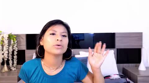 giselltoro online show from March 6, 3:47 am