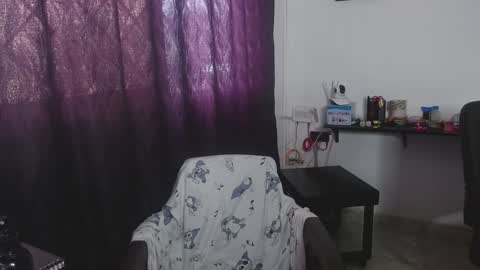 Snapshot of gissellsaenz chatting on February 4, 8:38 pm Gissell Saenz online show from February 4, 8:38 pm