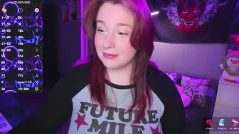 Snapshot of gitera_ chatting on October 10, 9:58 pm AlexaMillis online show from October 10, 9:58 pm