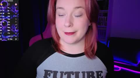 AlexaMillis online show from May 3, 9:10 pm