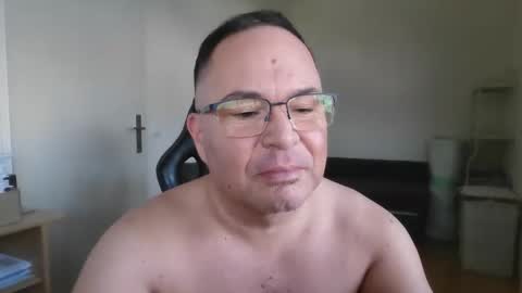 giulio203 online show from March 8, 1:04 pm