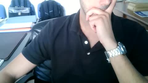 giuseppevai1 online show from September 17, 8:27 am