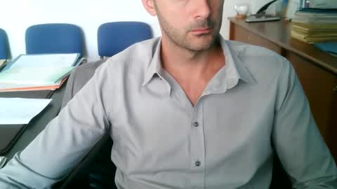 giuseppevai1 online show from October 1, 10:10 am