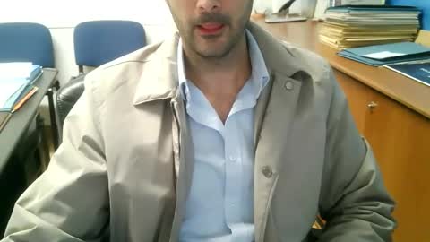 giuseppevai1 online show from October 15, 5:57 pm