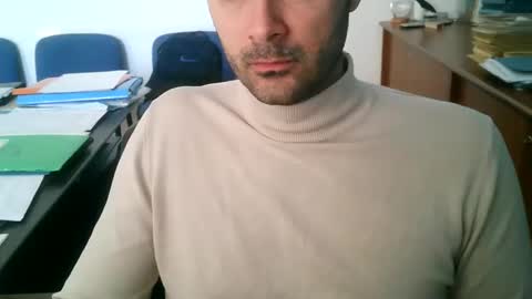 giuseppevai1 online show from March 30, 10:38 am