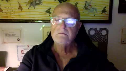 Snapshot of giutomma930394 chatting on May 18, 9:09 pm giutomma930394 online show from May 18, 9:09 pm