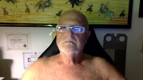 Snapshot of giutomma930394 chatting on May 31, 11:39 pm giutomma930394 online show from May 31, 11:39 pm