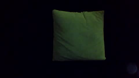 Snapshot of give_us_pleasure chatting on May 8, 8:08 am give_us_pleasure online show from May 8, 8:08 am