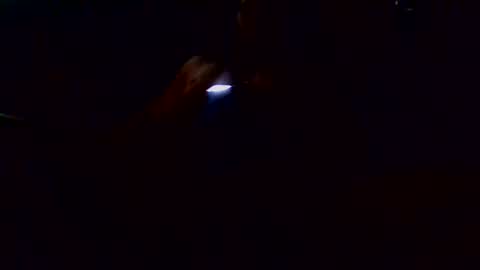 Snapshot of givr6inches chatting on December 15, 2:41 am e-Bizl online show from December 15, 2:41 am