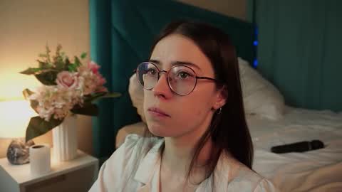 Agness online show from February 13, 3:08 pm