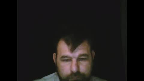 Snapshot of gjleeke chatting on April 3, 9:24 pm guzz online show from April 3, 9:24 pm