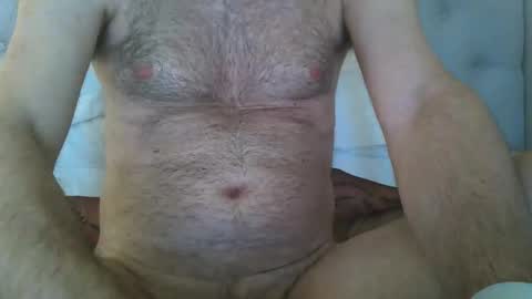 Snapshot of gjustaguym chatting on September 20, 6:36 am gjustaguym online show from September 20, 6:36 am