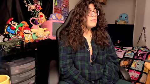 Snapshot of glaceon9 chatting on October 31, 11:22 am glaceon9 online show from October 31, 11:22 am