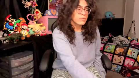 Snapshot of glaceon9 chatting on November 5, 11:32 am glaceon9 online show from November 5, 11:32 am