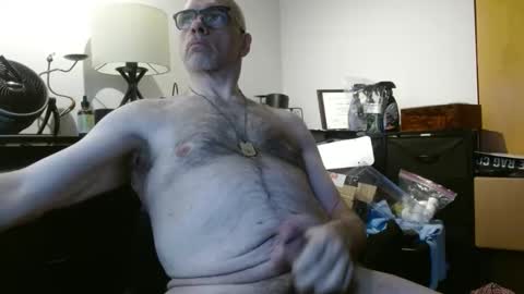 glaikind925958 online show from April 4, 3:49 am
