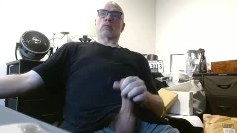 Snapshot of glaikind925958 chatting on May 17, 3:15 am glaikind925958 online show from May 17, 3:15 am