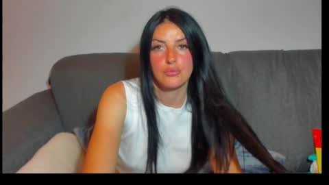 Snapshot of glamourouskassy chatting on June 2, 8:00 pm Casandra online show from June 2, 8:00 pm