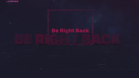 Snapshot of glitchy_witchy chatting on April 16, 4:46 am Lily Bee online show from April 16, 4:46 am