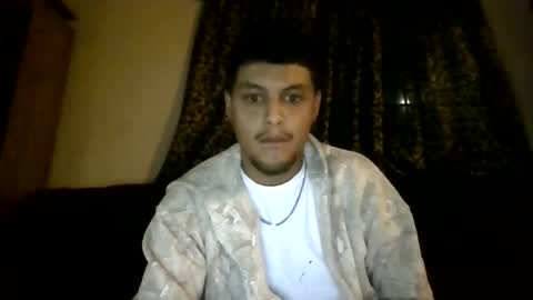 Snapshot of glly555 chatting on May 20, 10:54 am glly555 online show from May 20, 10:54 am