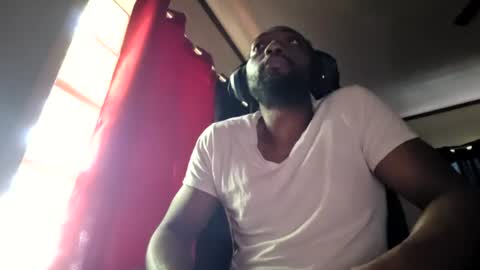 Snapshot of glomightyj chatting on June 13, 12:58 pm glomightyj online show from June 13, 12:58 pm
