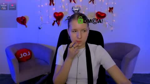 Snapshot of gloria_bubble chatting on May 14, 7:09 pm your dream online show from May 14, 7:09 pm